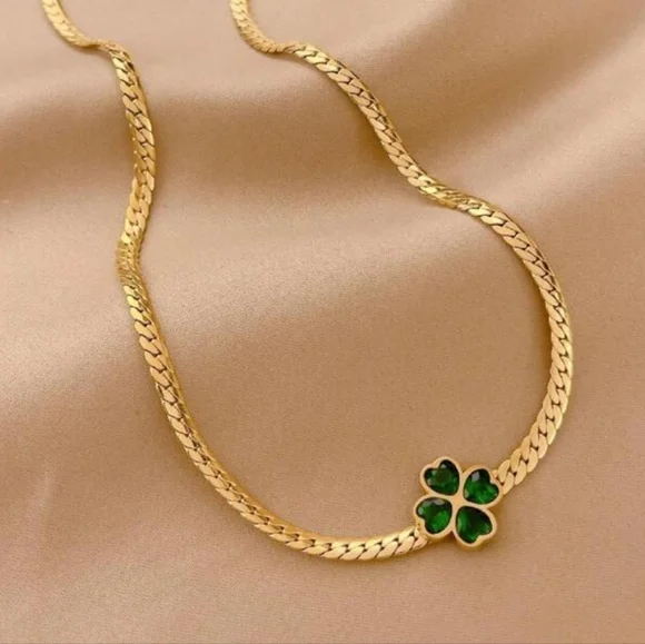 Green Heart Flower Stainless Steel Chain Necklace For Women. - Picture 3 of 6